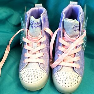 Kids skechers light up shoes size 13.5